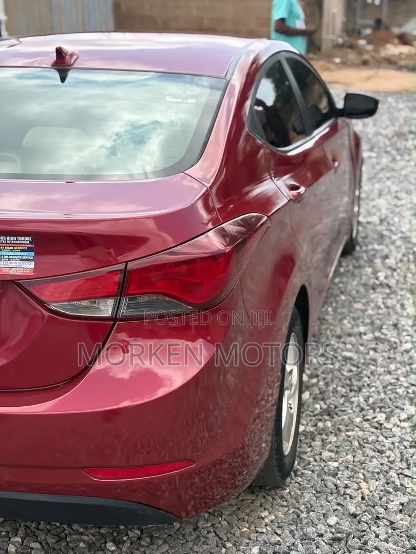 Hyundai Elantra SE 4dr Sedan (1.8L 4cyl 6A) 2015 Red