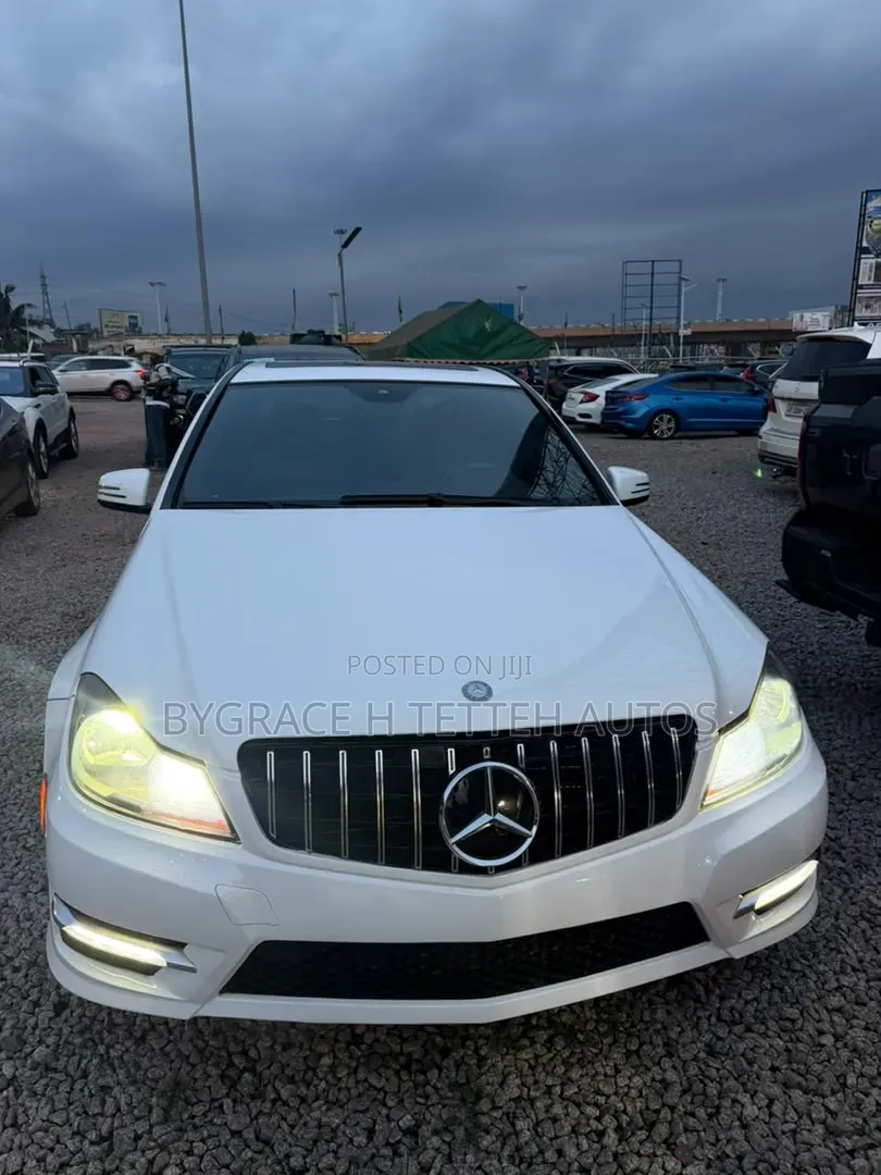 Mercedes-Benz C300 2014 White