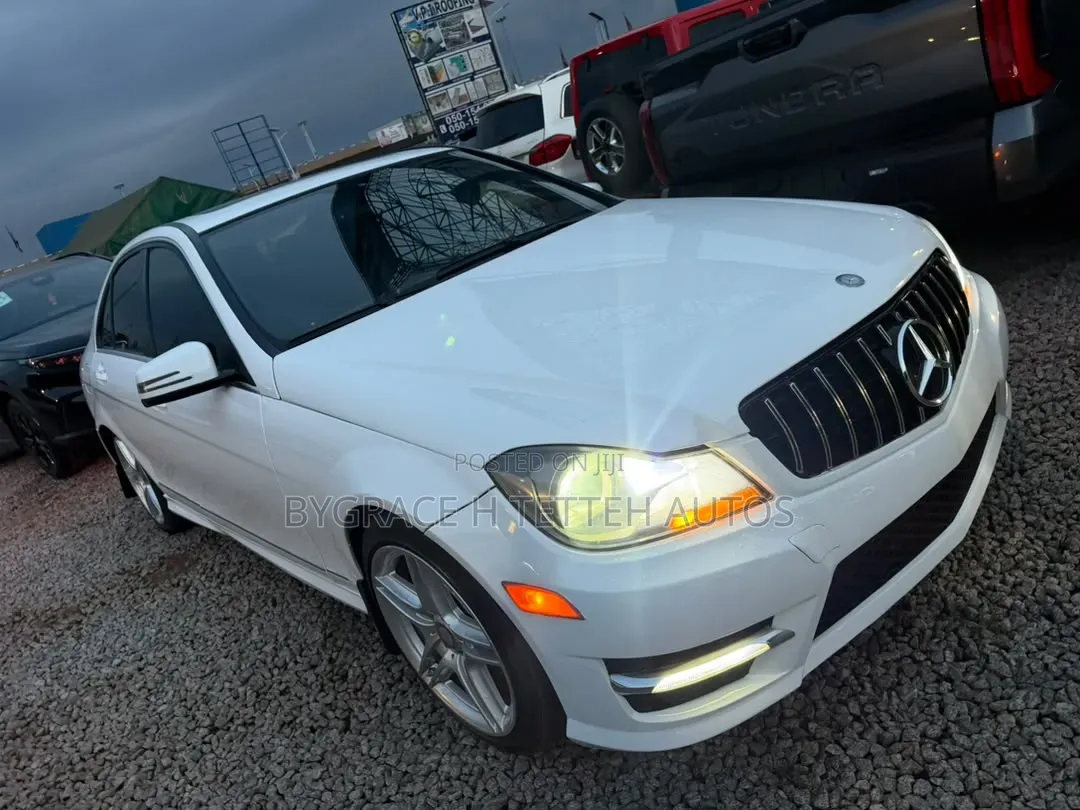 Mercedes-Benz C300 2014 White