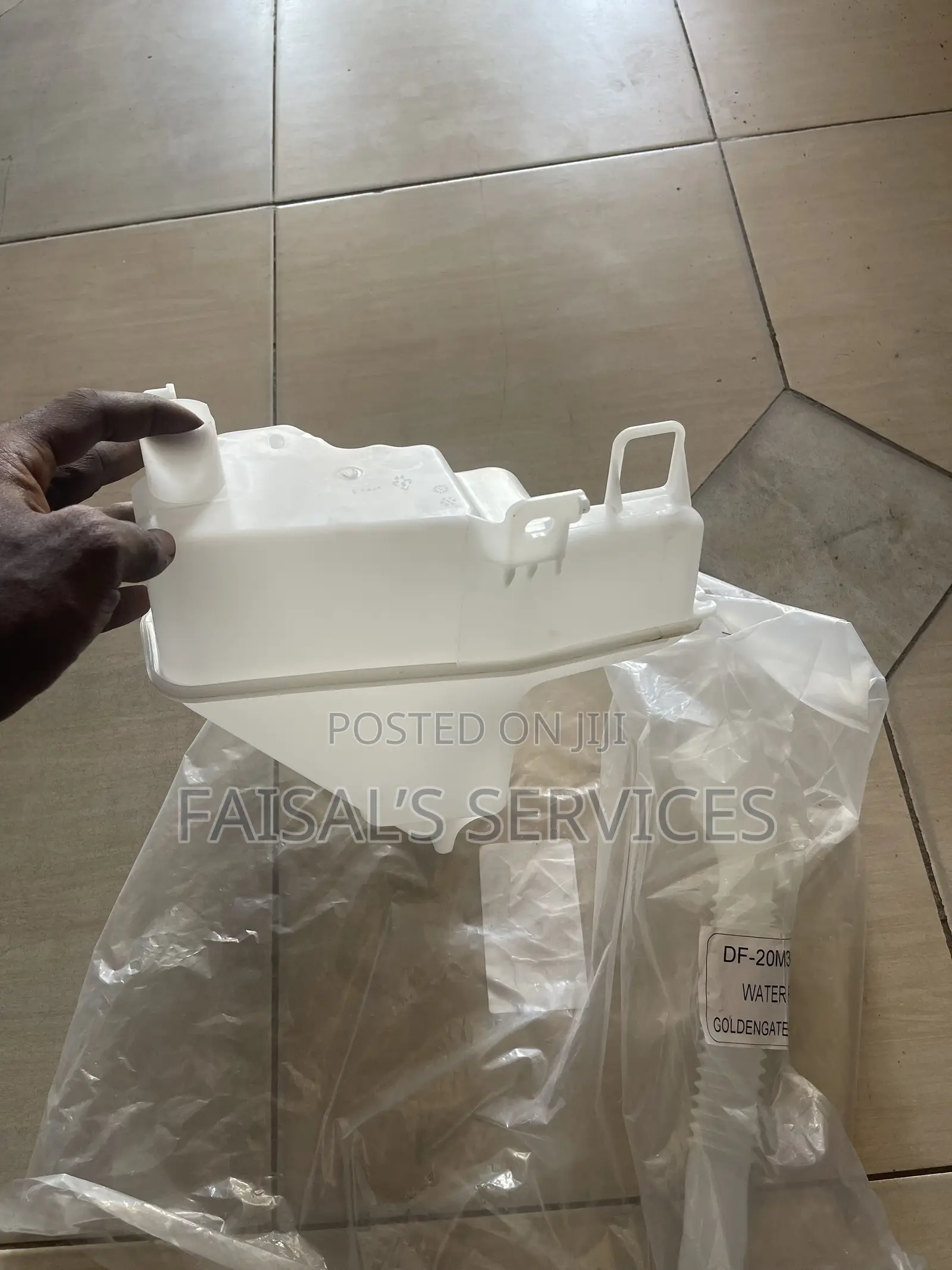 Mazda3 2019 2020 Wiper Bottle