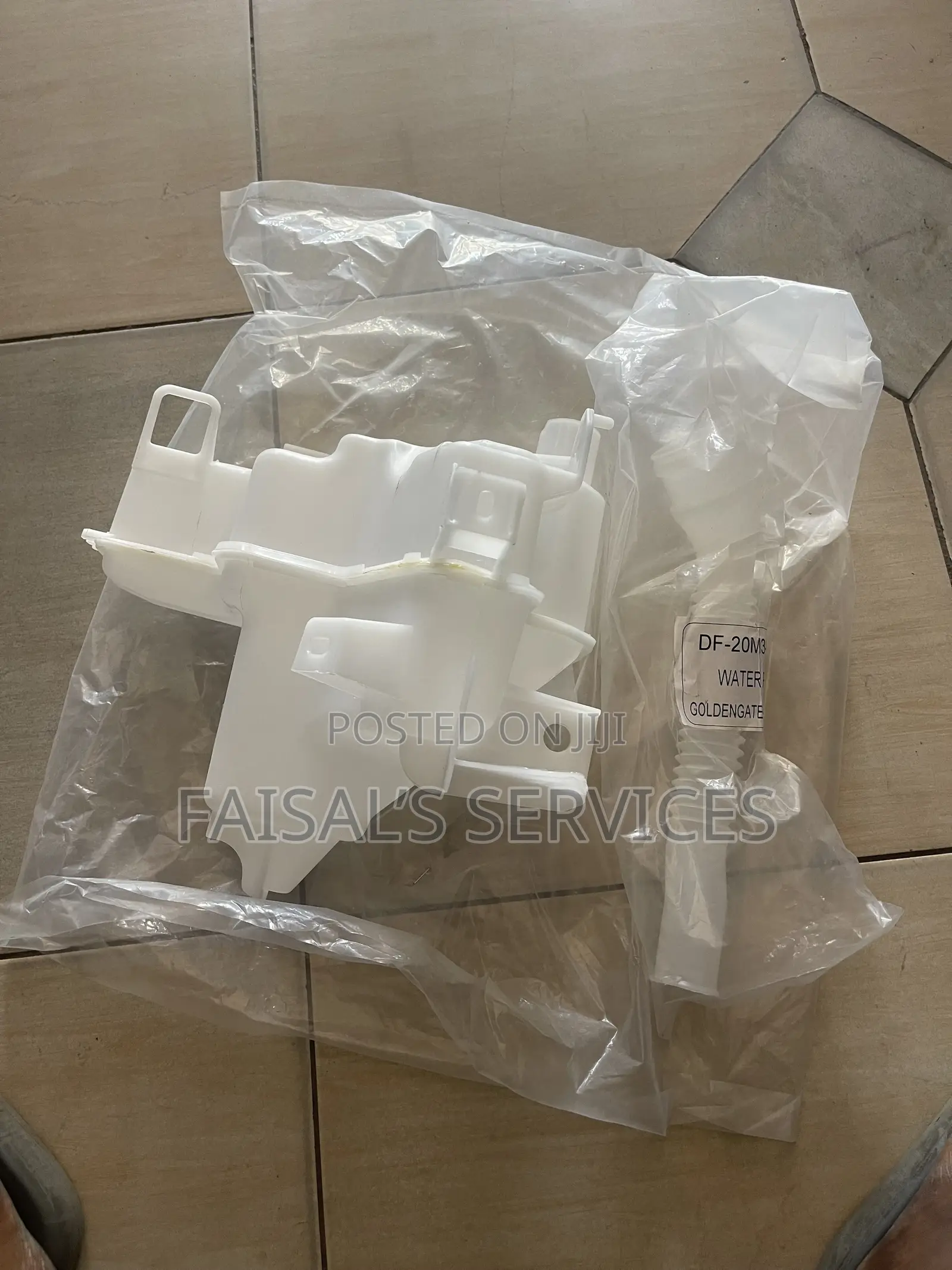 Mazda3 2019 2020 Wiper Bottle