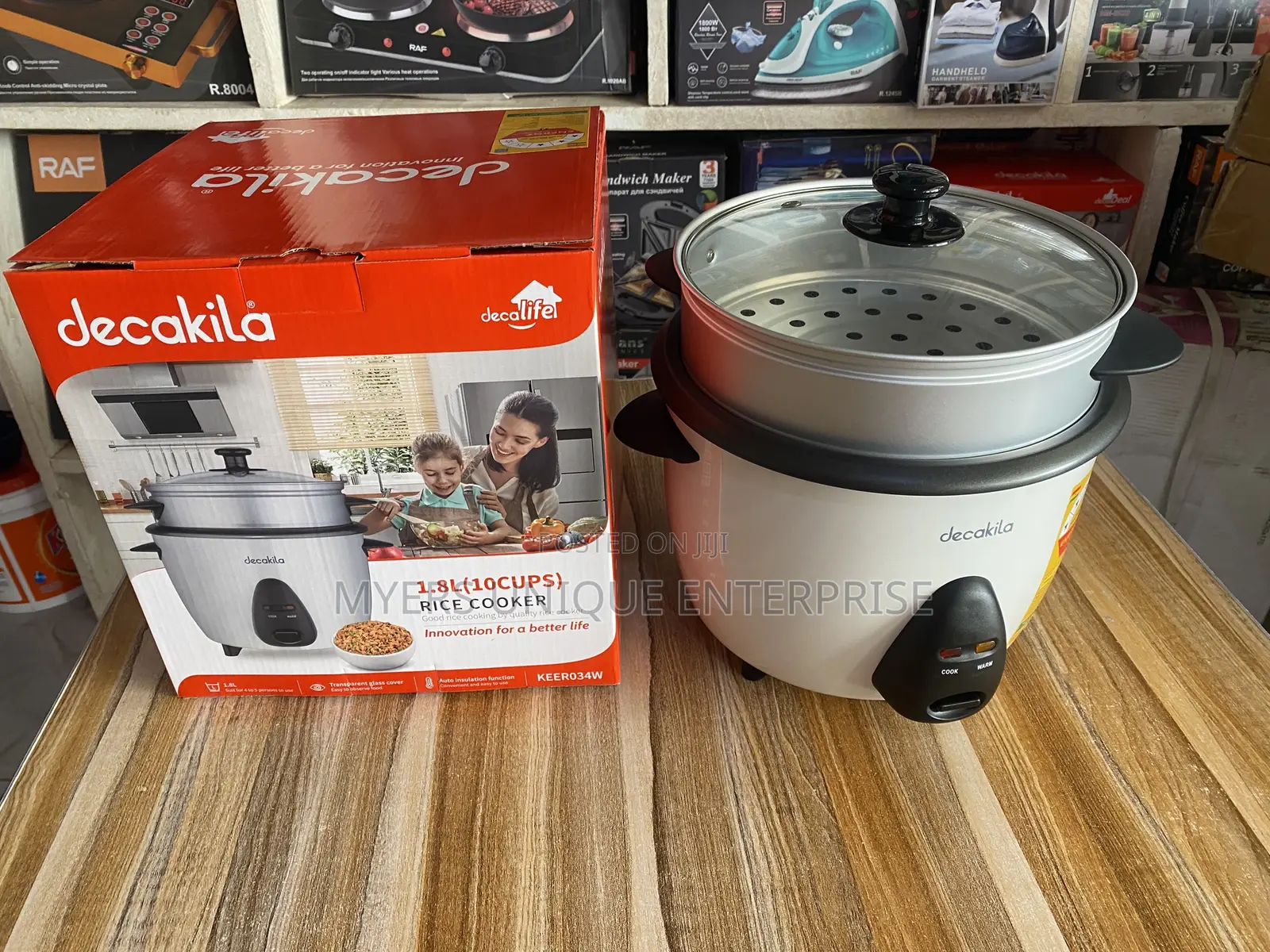 Efficient 1.8L Rice Cooker