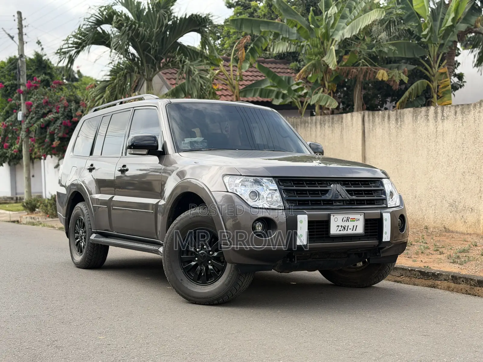 Mitsubishi Pajero 3.0 2011 Gray