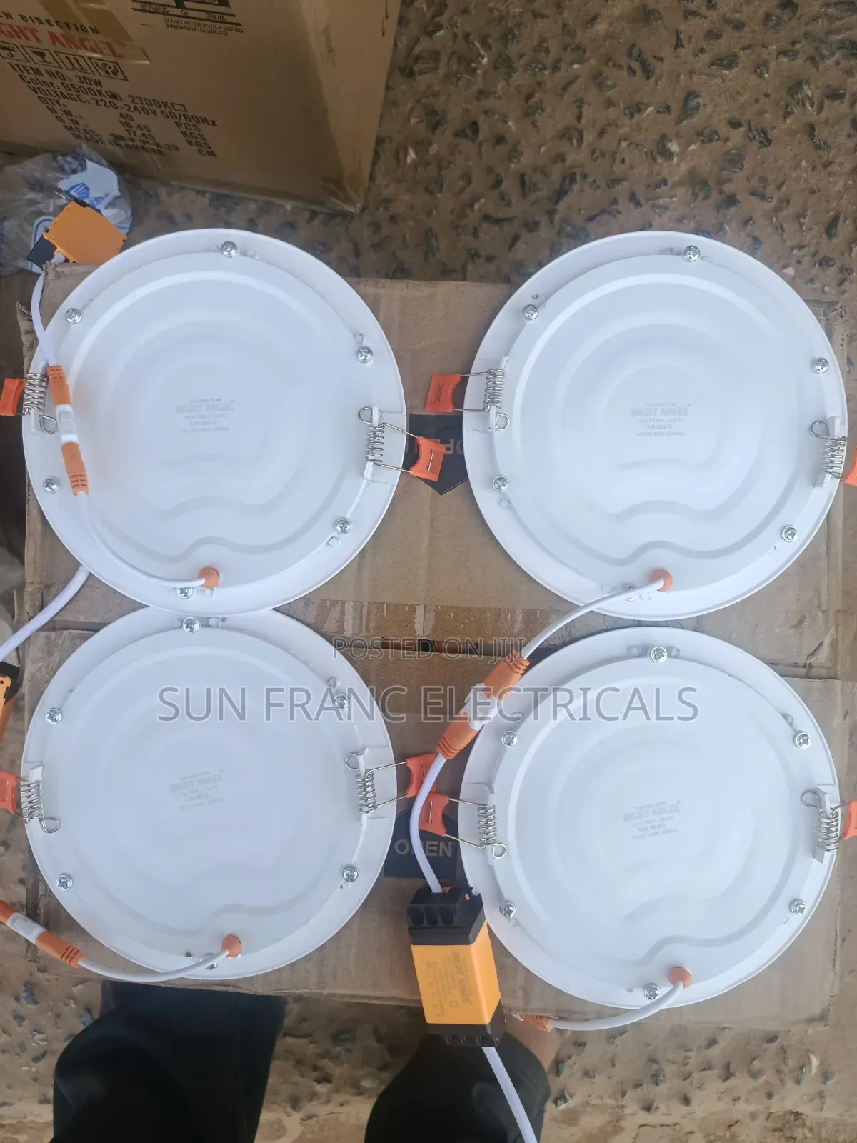 12watt Pop Conduit Panel Light White