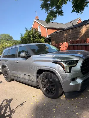Toyota Sequoia Platinum RWD 2024 Silver