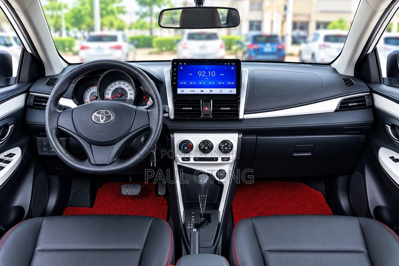 Toyota Yaris LE Hatchback 5dr 2015 White