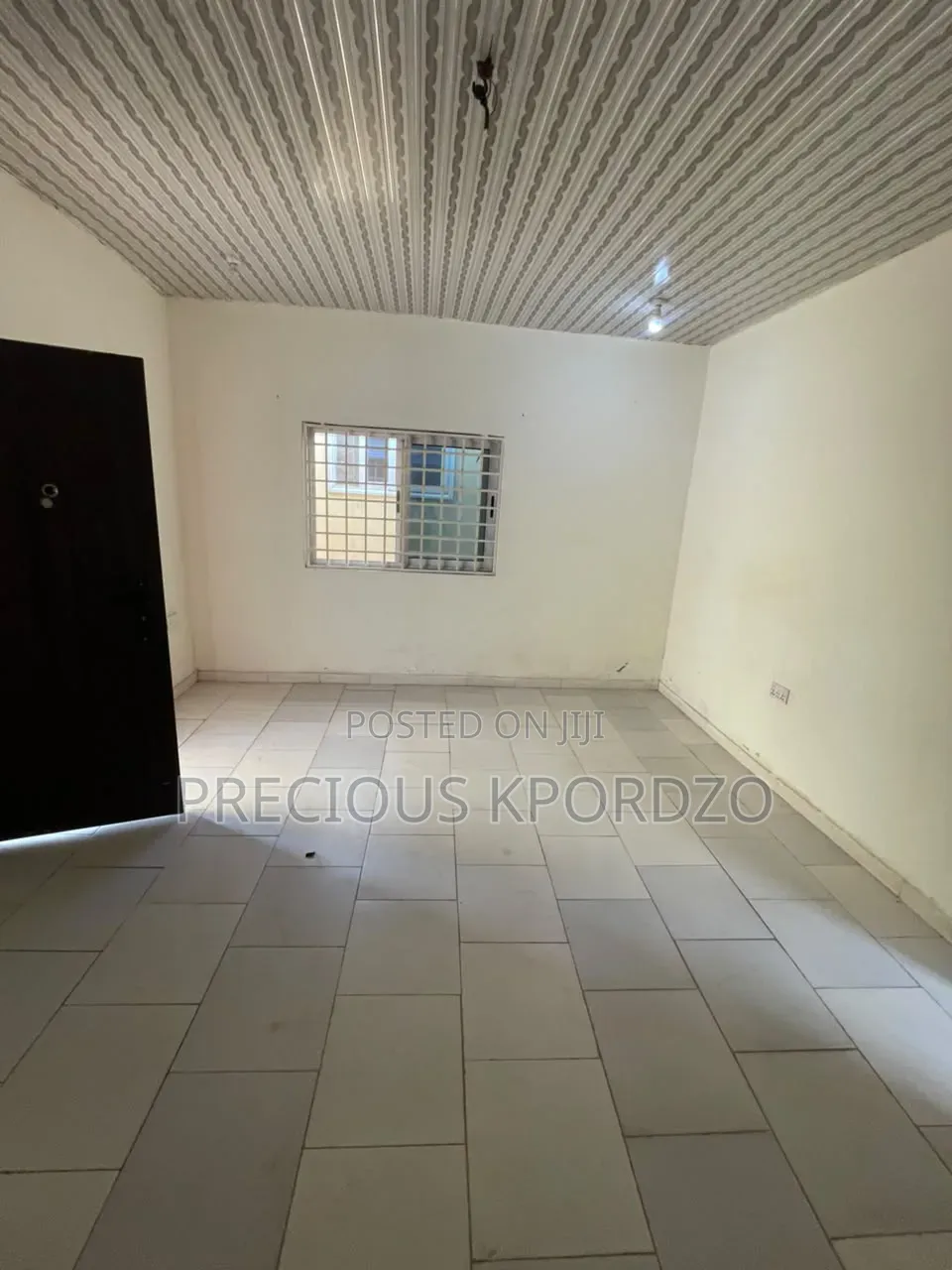 1bdrm Room & Parlour in Forster Home Adenta for rent