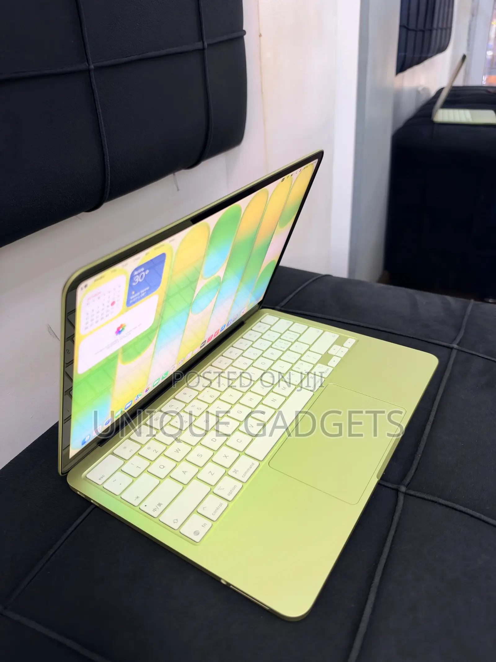 Laptop Apple MacBook Neo 2026 8GB SSD 512GB