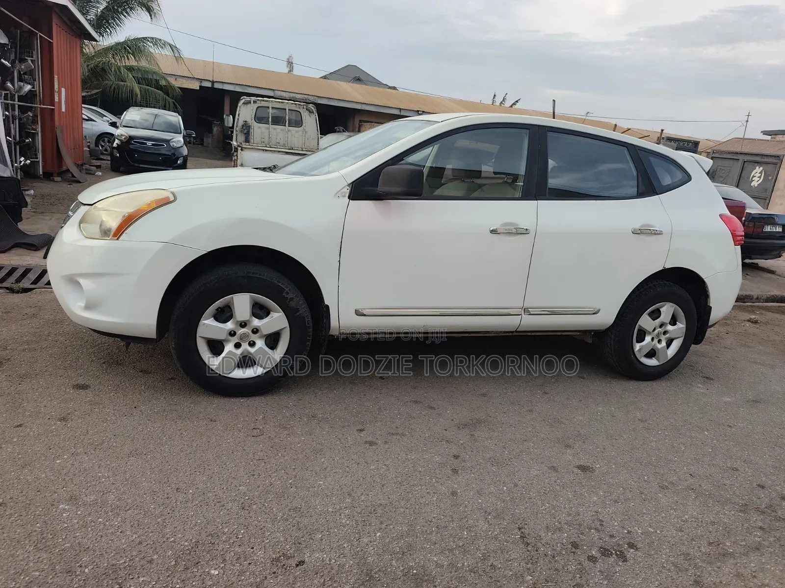 Nissan Rogue 2012 White
