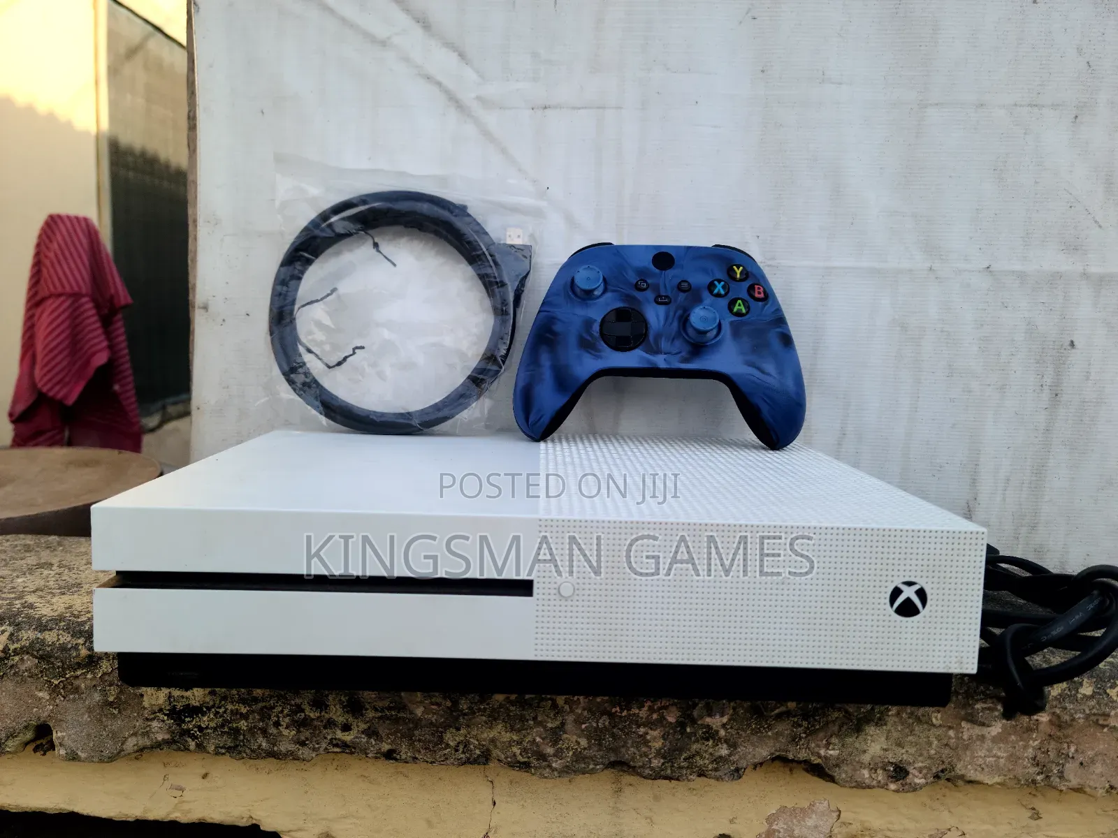 Xbox One S Cheap and Very Neat(1Tb) With Installed Games