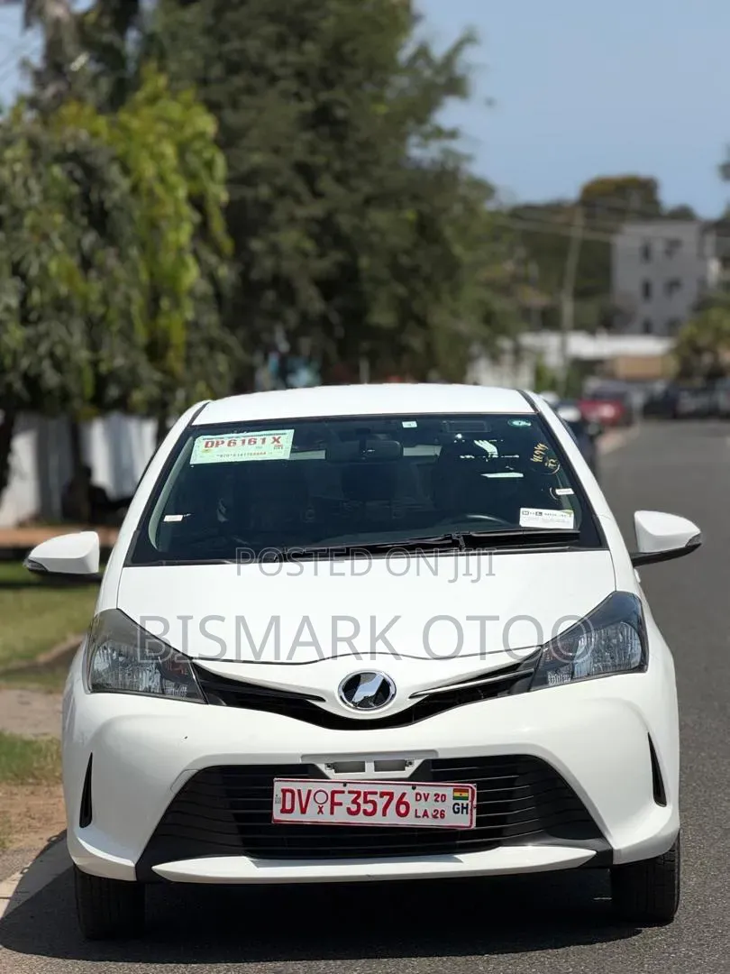 Toyota Vitz 1.3 AWD 3dr 2015 White