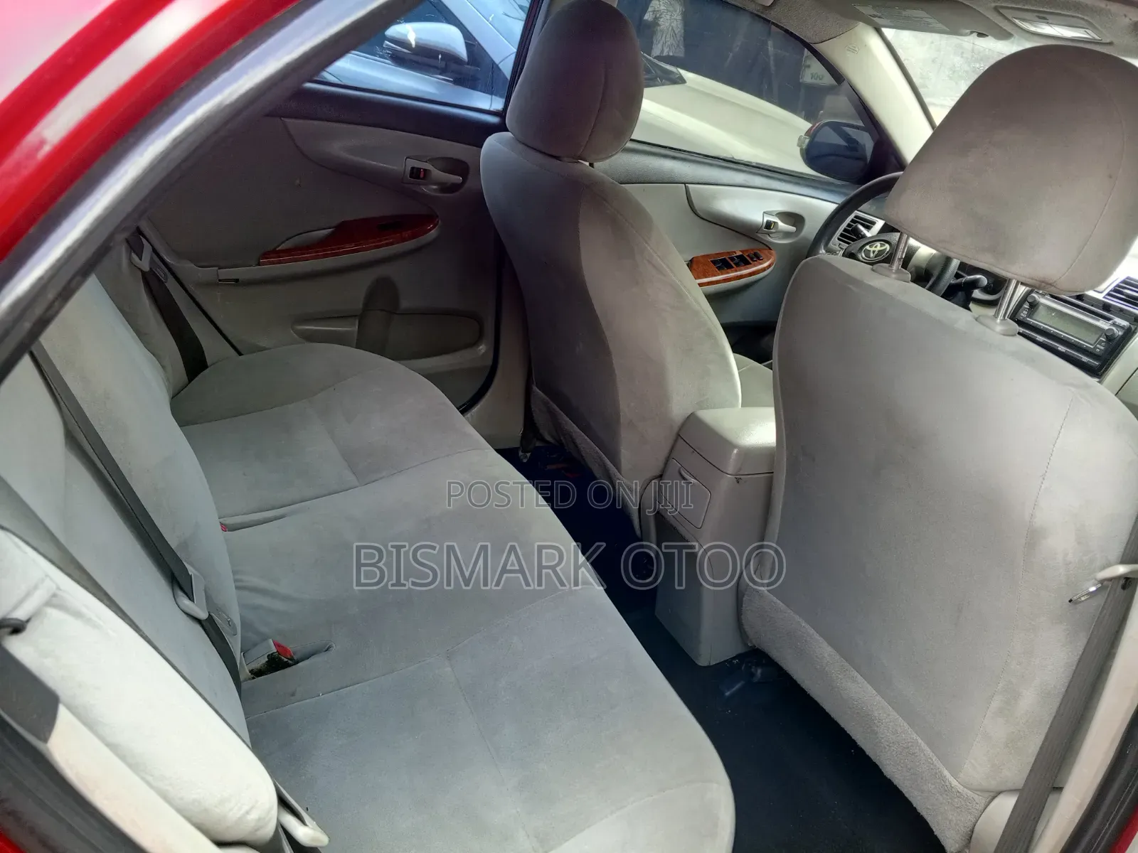 Toyota Corolla LE 4dr Sedan (1.8L 4cyl 4A) 2013 Red