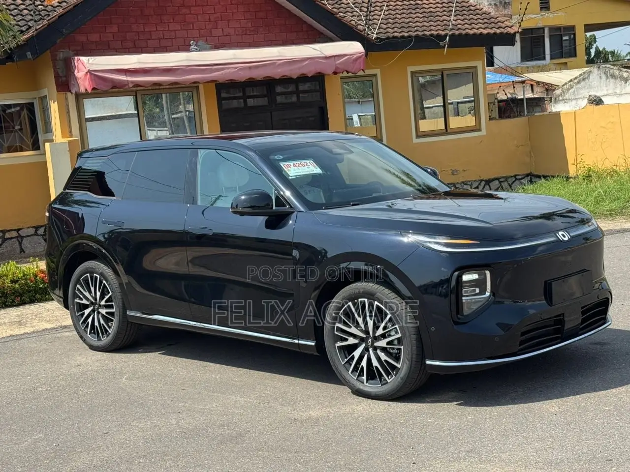 New Changan Nevo Q07 2025 Black