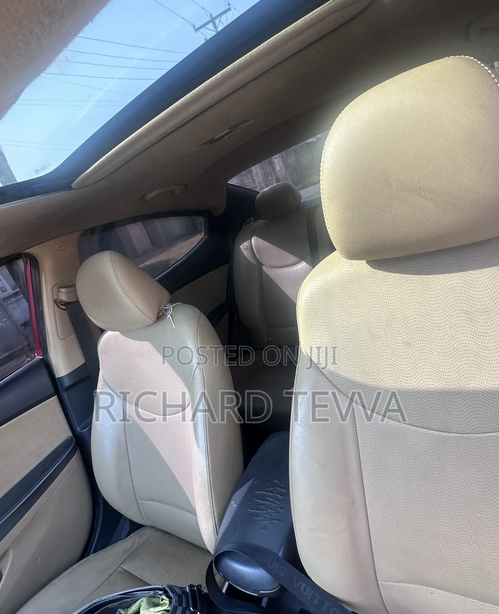 Hyundai Elantra Limited Sedan FWD (1.8L 4cyl 6A) 2013 Red
