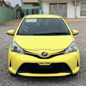 Toyota Vitz 1.3 FWD 5dr 2015 Yellow