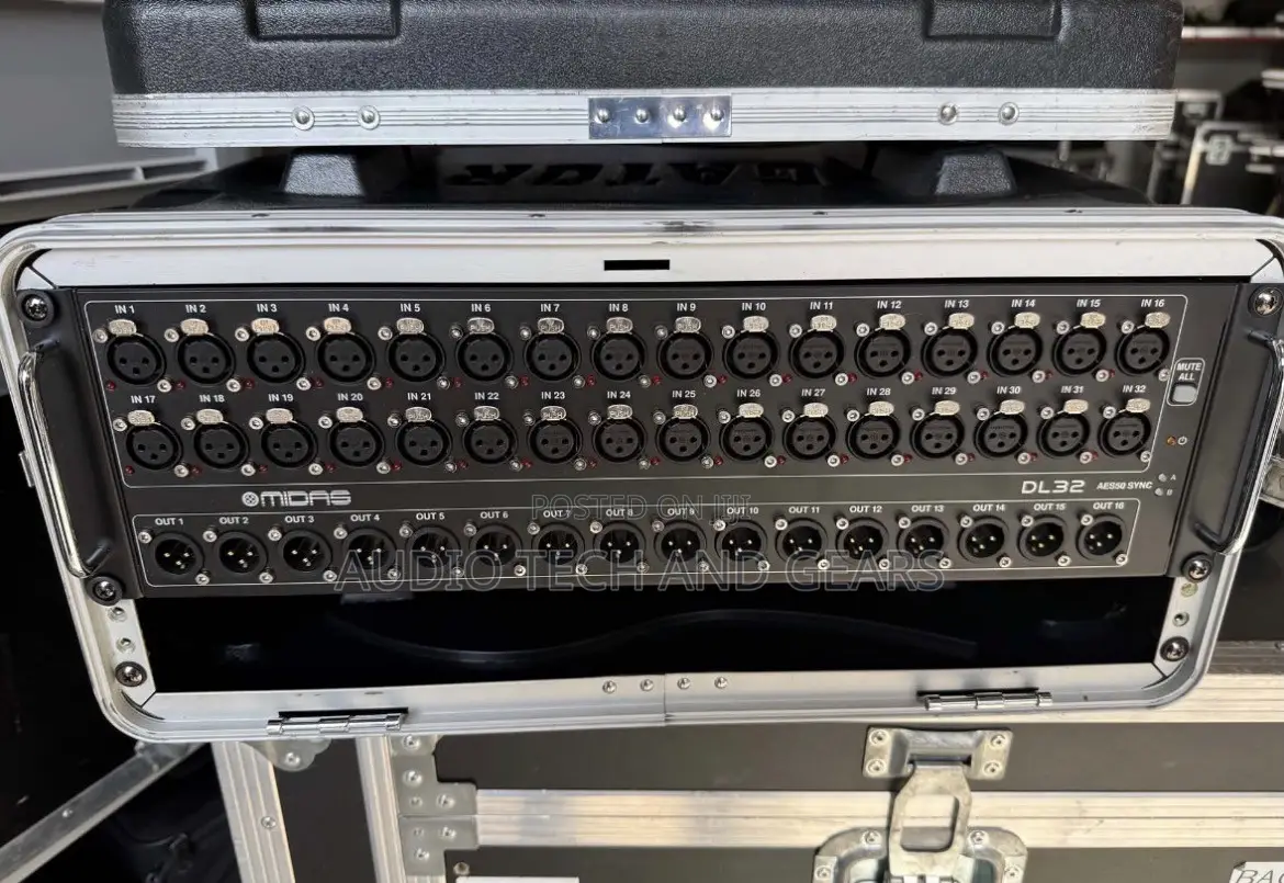 Midas DL32 Digital Stage Box
