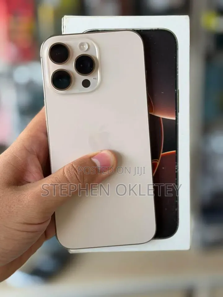 New Apple iPhone 16 Pro Max 256 GB Gold