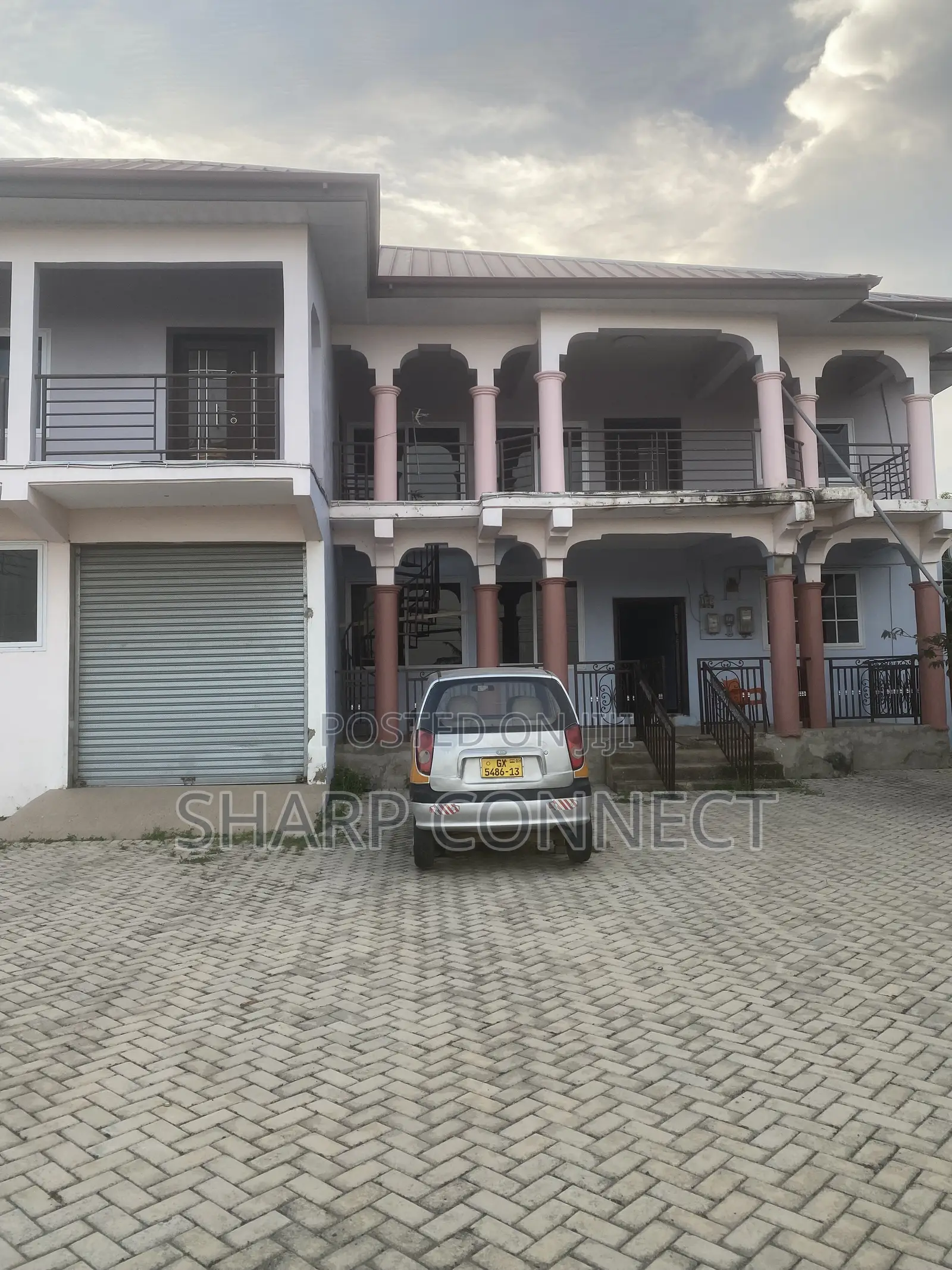 4bdrm House in Kasoa Amanfrom Top for rent
