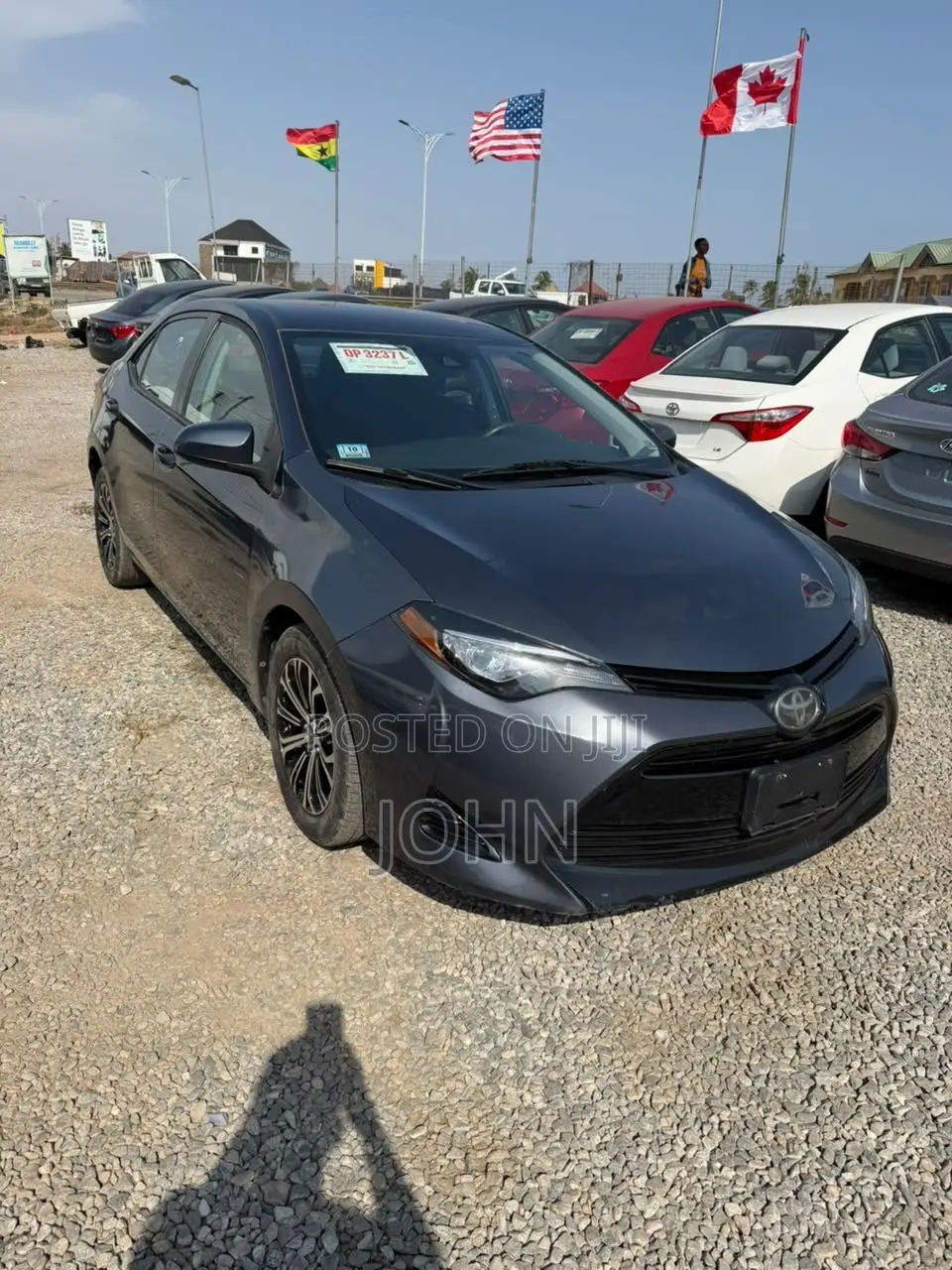 Toyota Corolla LE ECO 4dr Sedan (1.8L 4cyl CVT) 2017 Gray