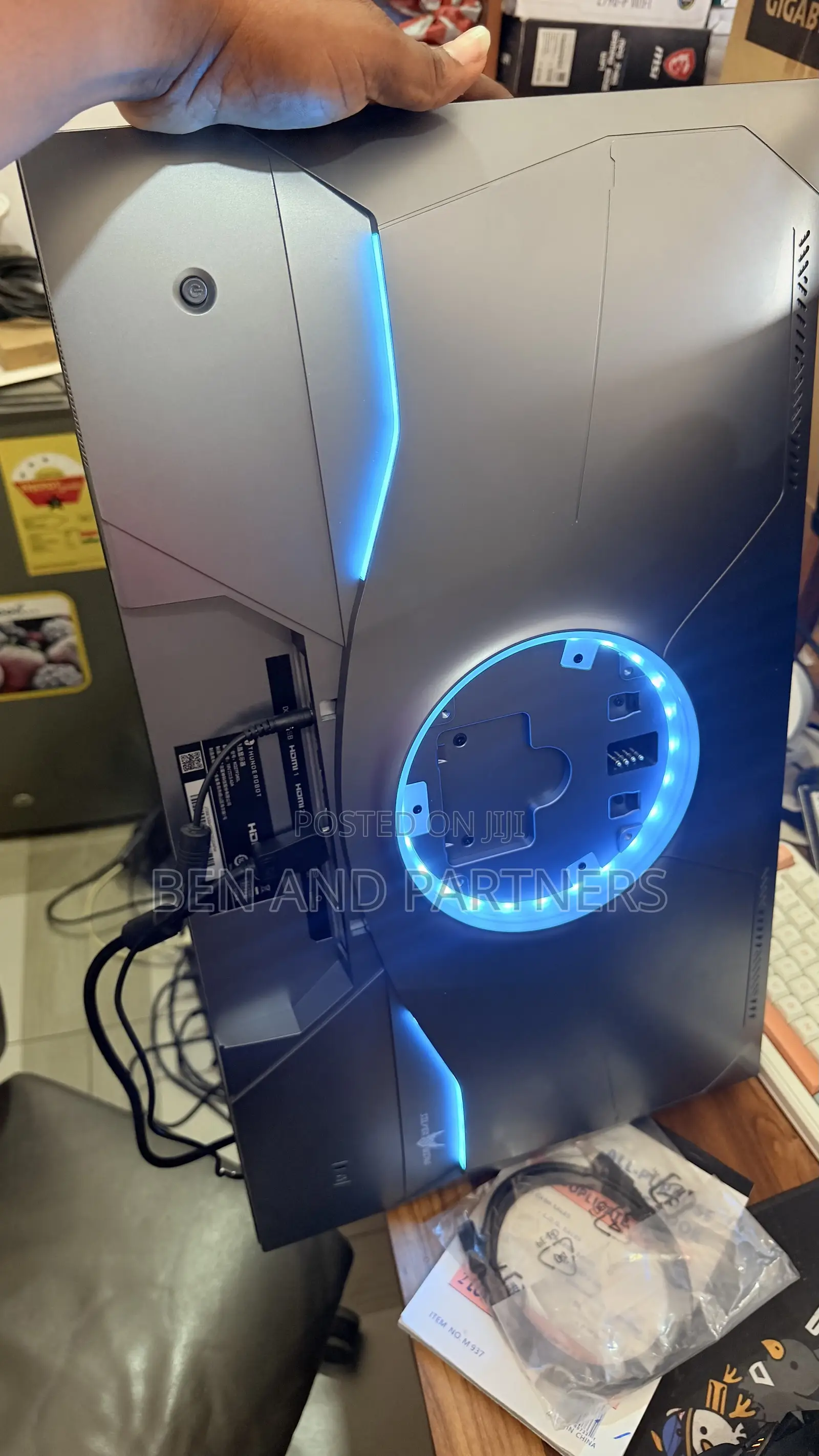 Thunderbolt 27” Qhd, Ips, 1ms, Type-C, Hdr400 Gaming Monitor