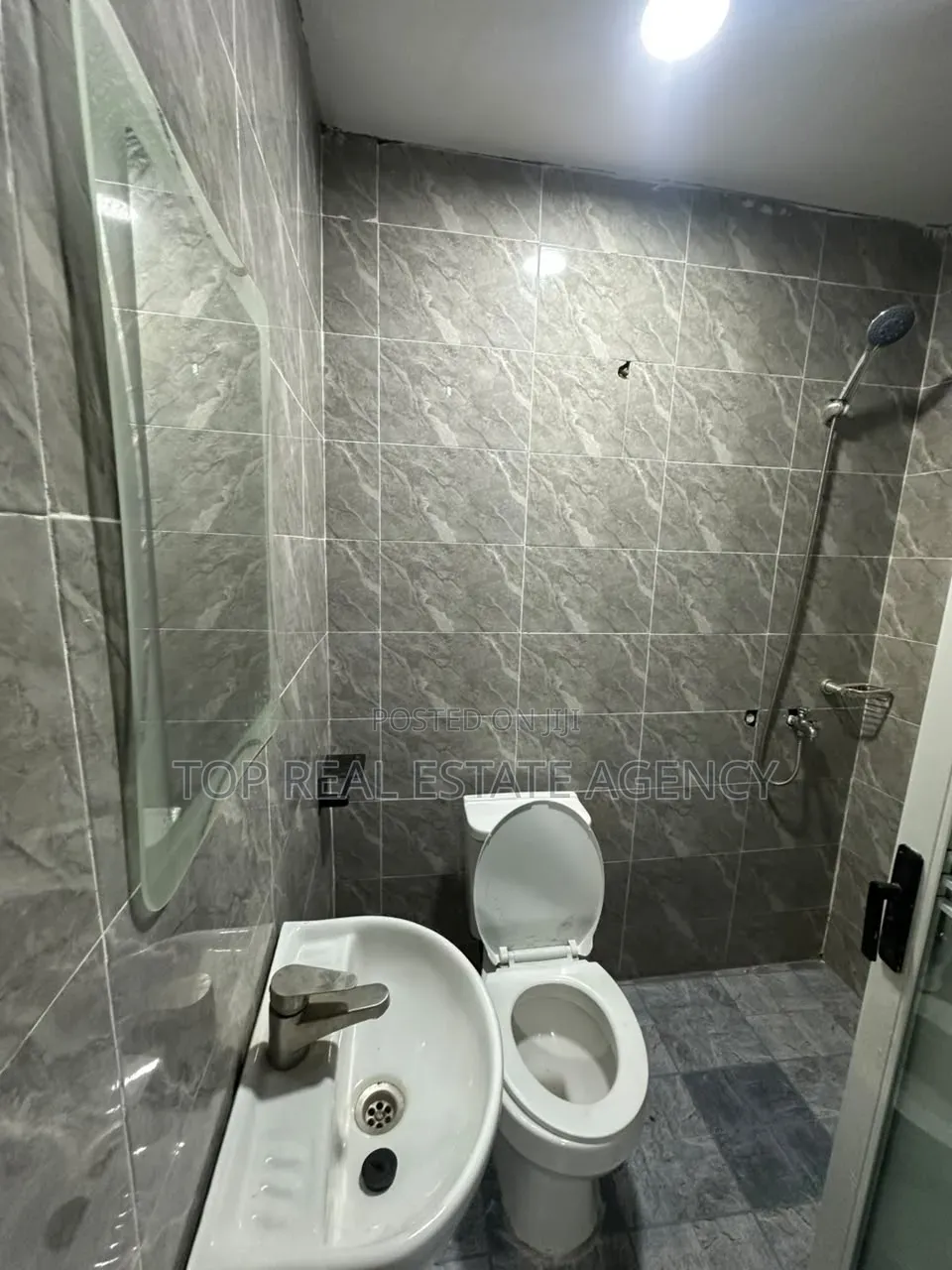 1bdrm Apartment in Adenta Sakora, New Site for rent