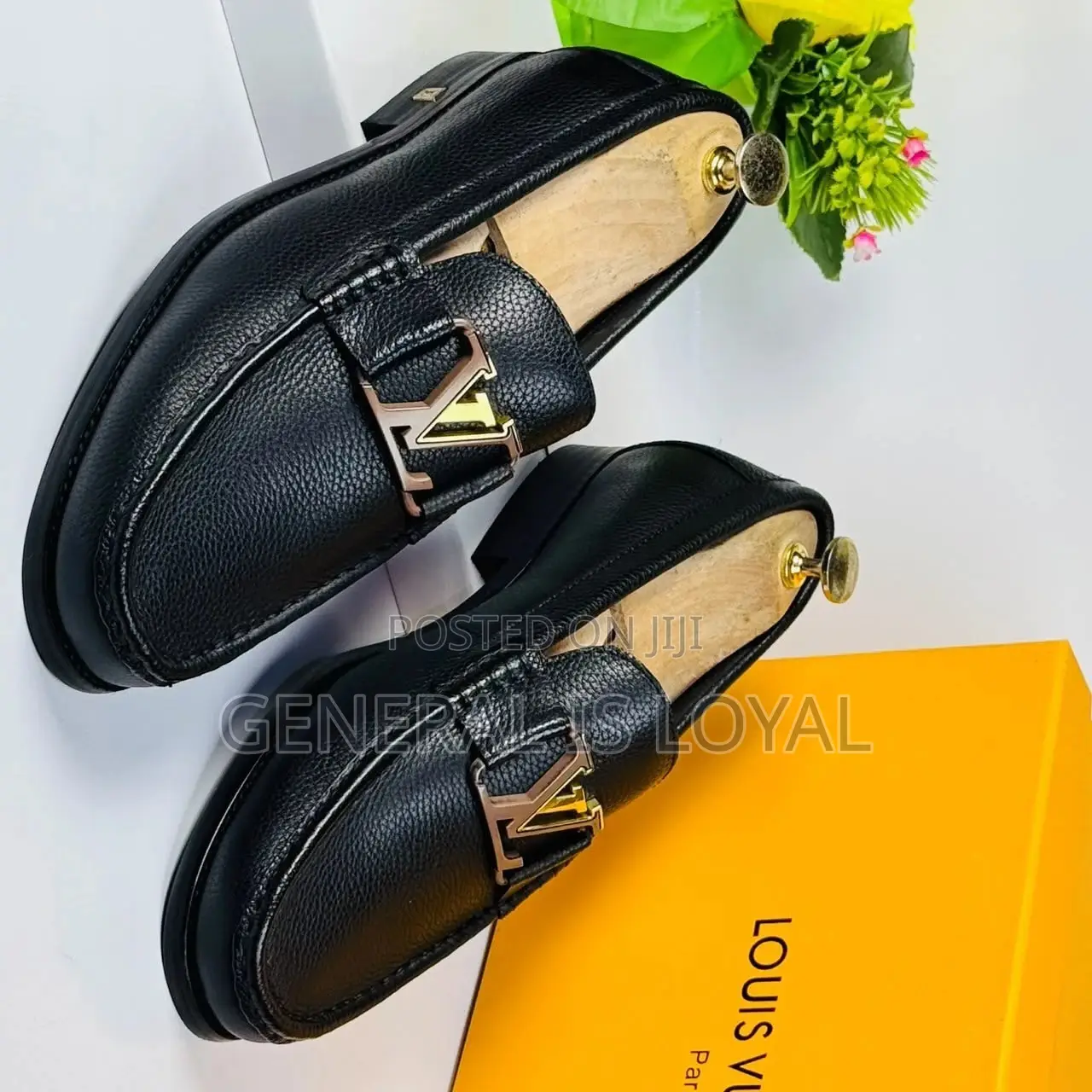 Louis Vuitton Black Classy Textured Leather Men's Dress Loafers