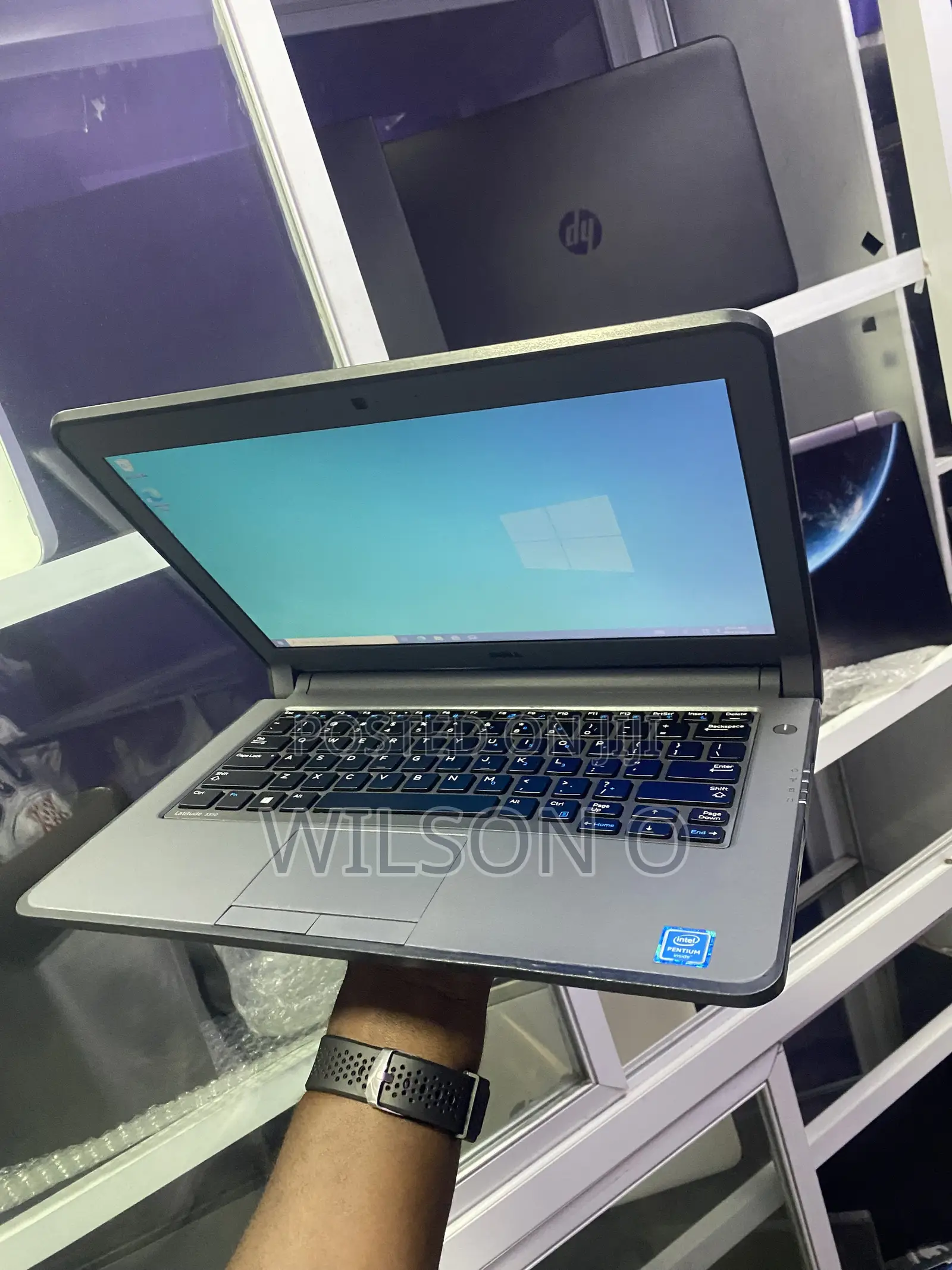 Laptop Dell Latitude 3350 8GB Intel Pentium HDD 320GB