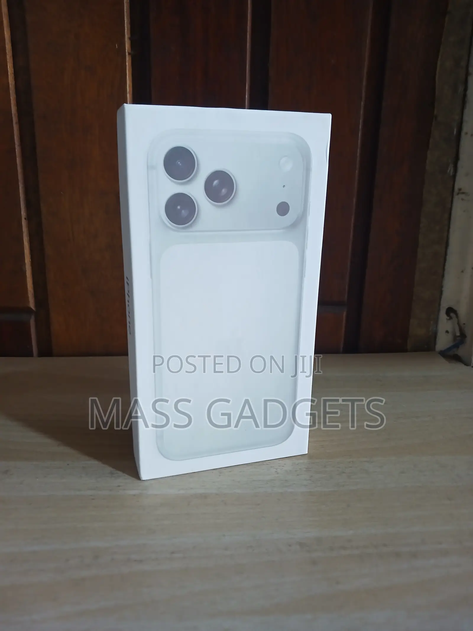 New Apple iPhone 17 Pro Max 1 TB Silver