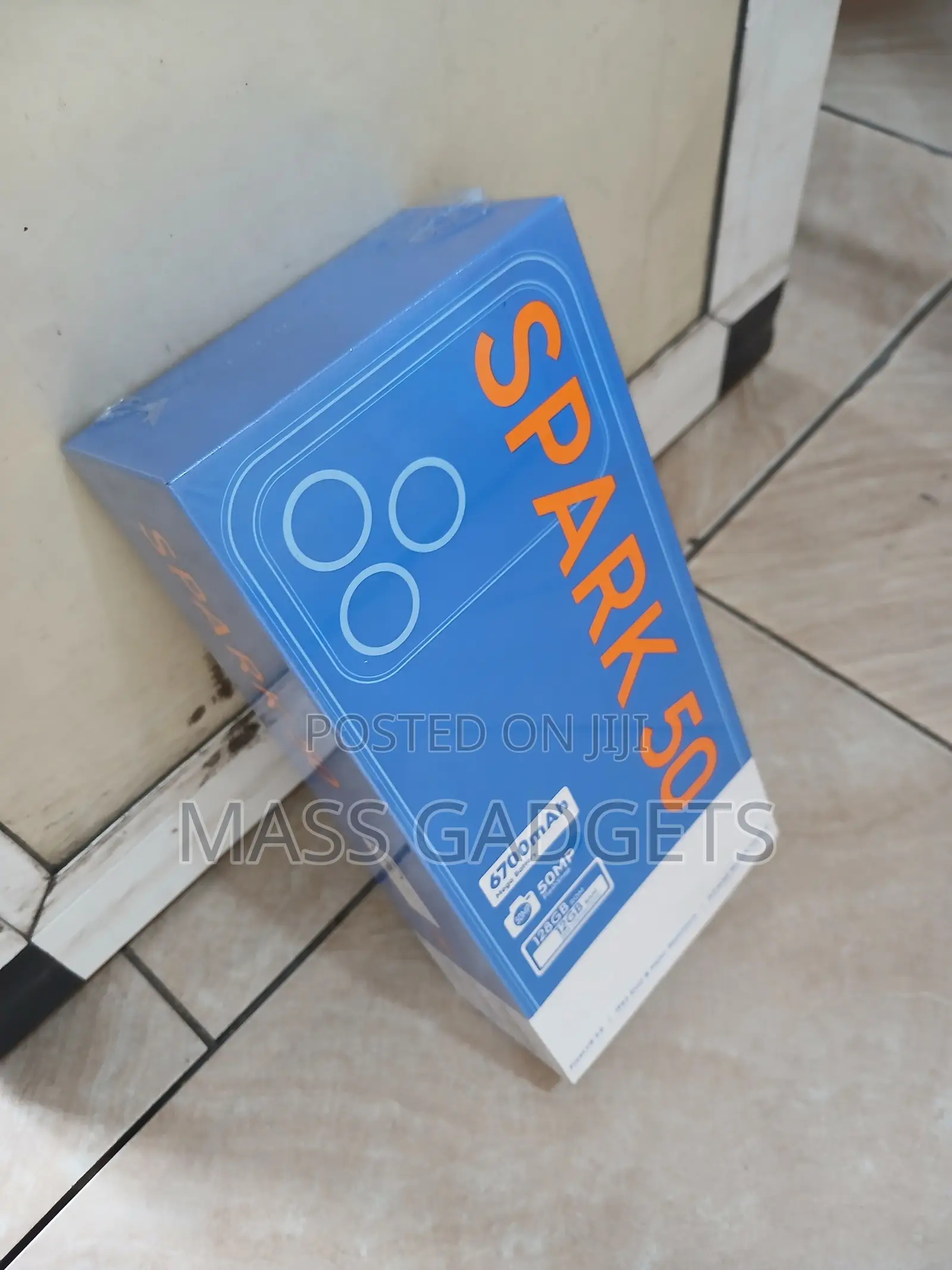 New Tecno Spark 50 128 GB Gray