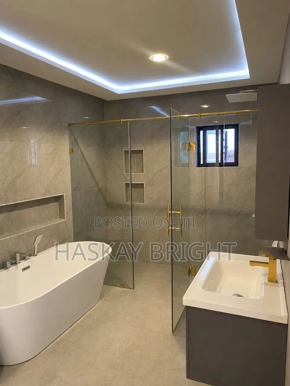 3bdrm House in Spintex for sale