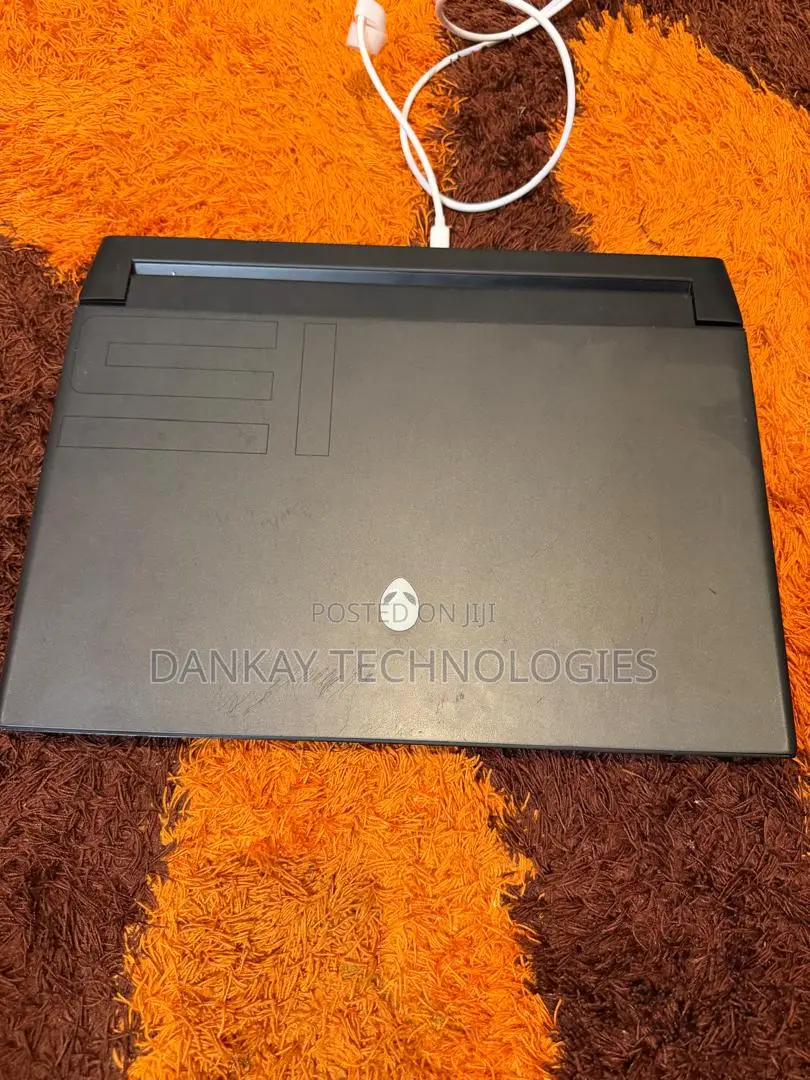 Laptop Alienware M15 R4 16GB Intel Core i7 SSD 1T
