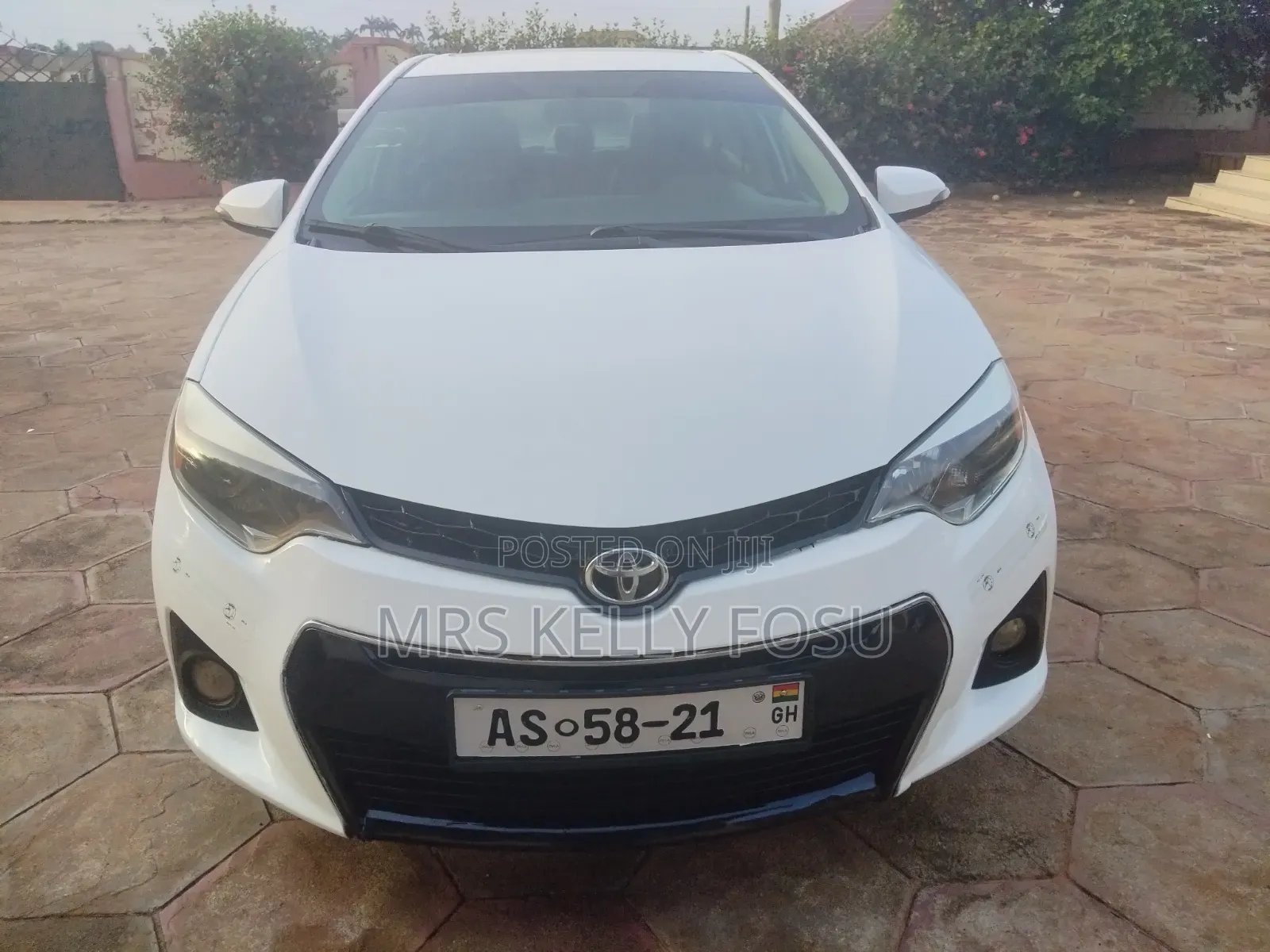 Toyota Corolla 2015 White