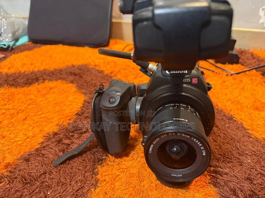 Canon C100 Video Camera With 10-18mm Lens