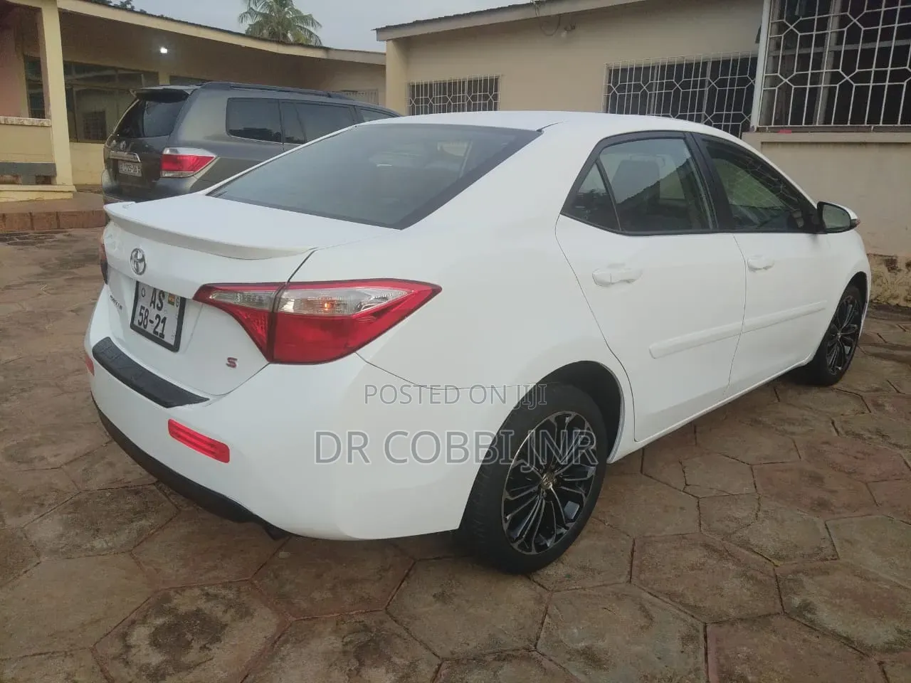 Toyota Corolla S Plus 4dr Sedan (1.8L 4cyl 6M) 2015 White