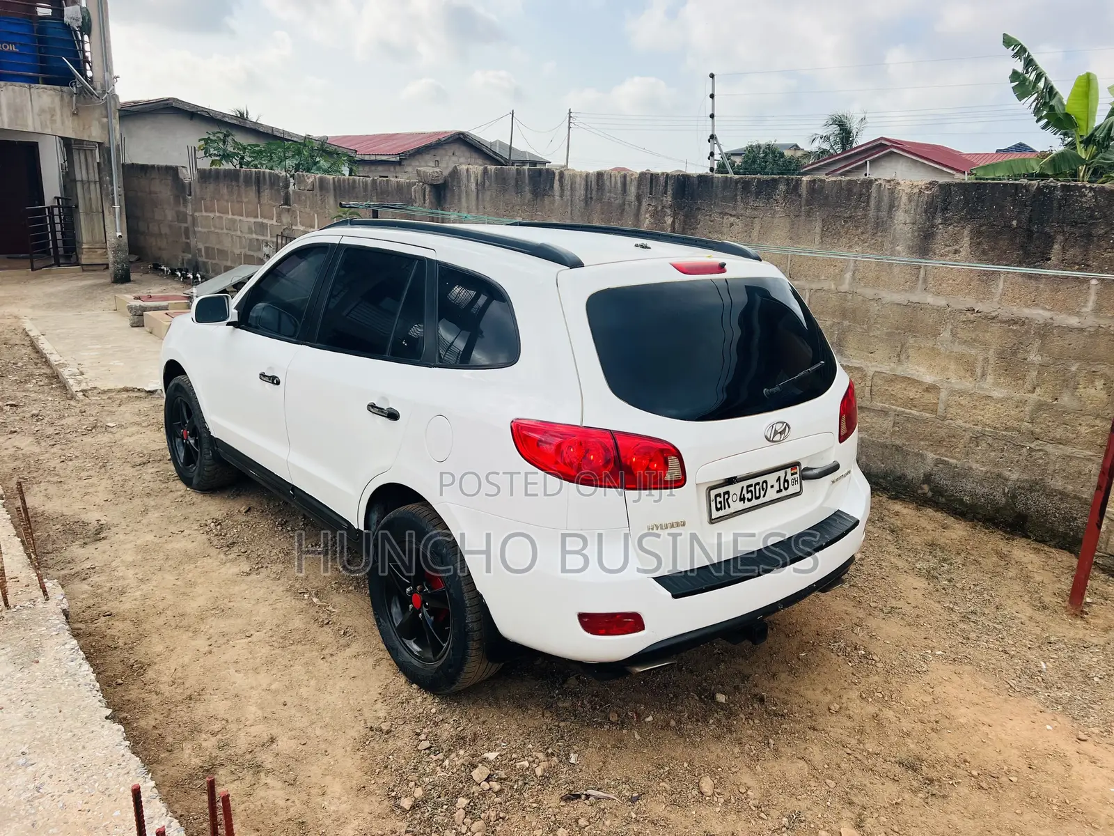 Hyundai Santa Fe 2012 White