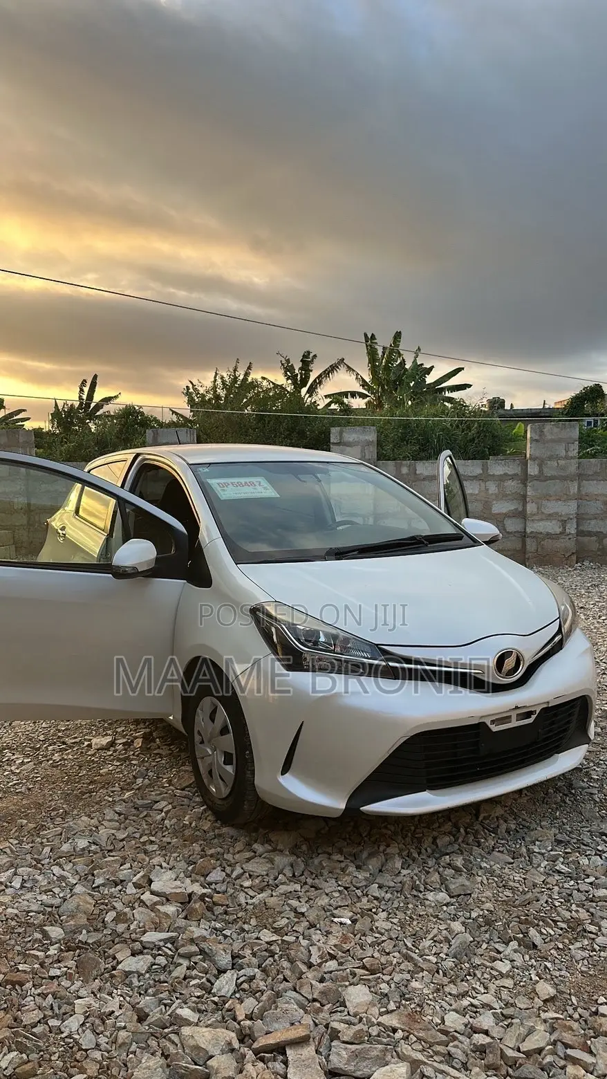 Toyota Vitz 2015 White