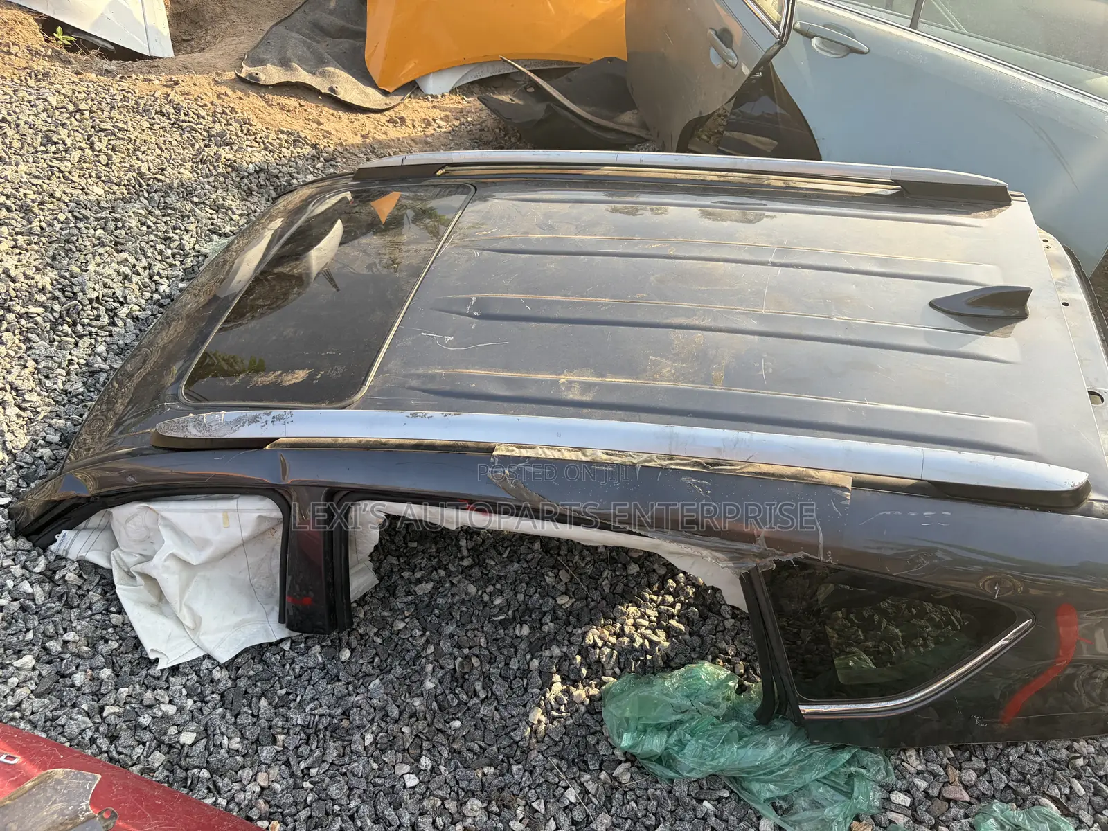 Toyota Rav4 2014,2015,2016,2017,2018 Topcut /Panoramic Roof Available