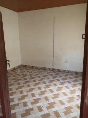 Single and Porch for Rent at Obom Road Abbeam