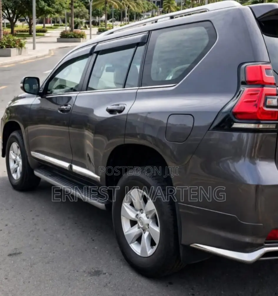 New Toyota Land Cruiser Prado 2023 Gray