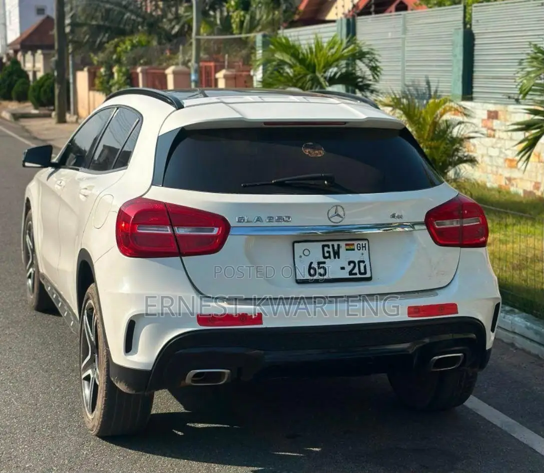 Mercedes-Benz GLA 250 2015 White