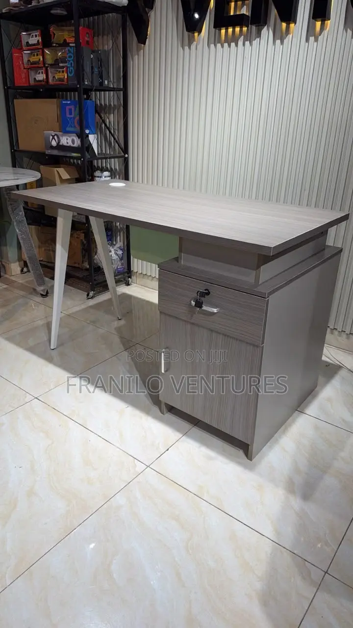 Modern Office Desk With Drawer