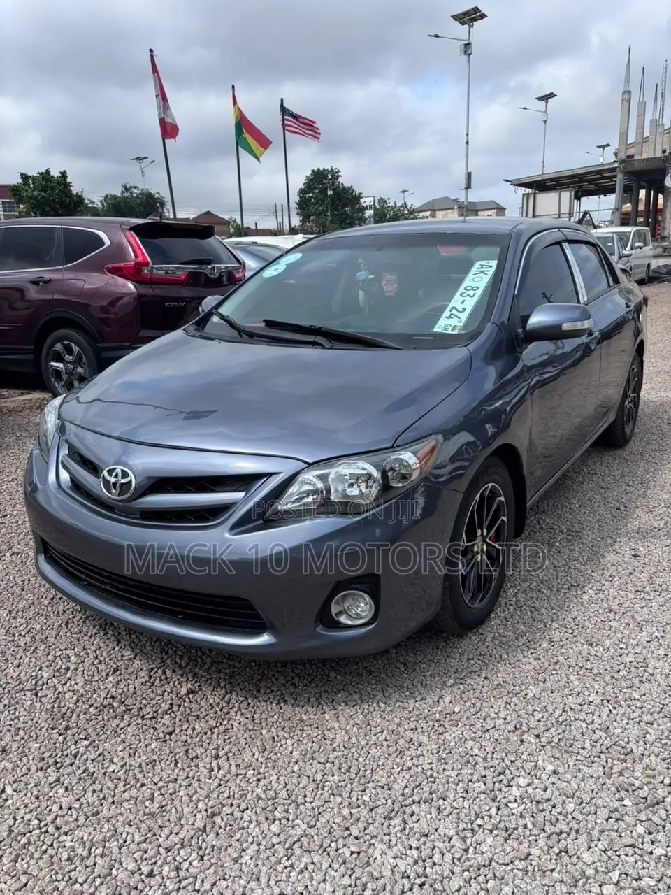 Toyota Corolla L 4dr Sedan (1.8L 4cyl 5M) 2013 Gray