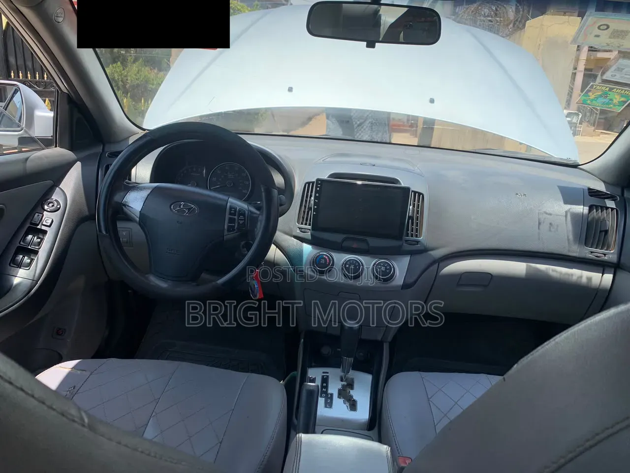 Hyundai Elantra GLS Automatic 2011 Silver
