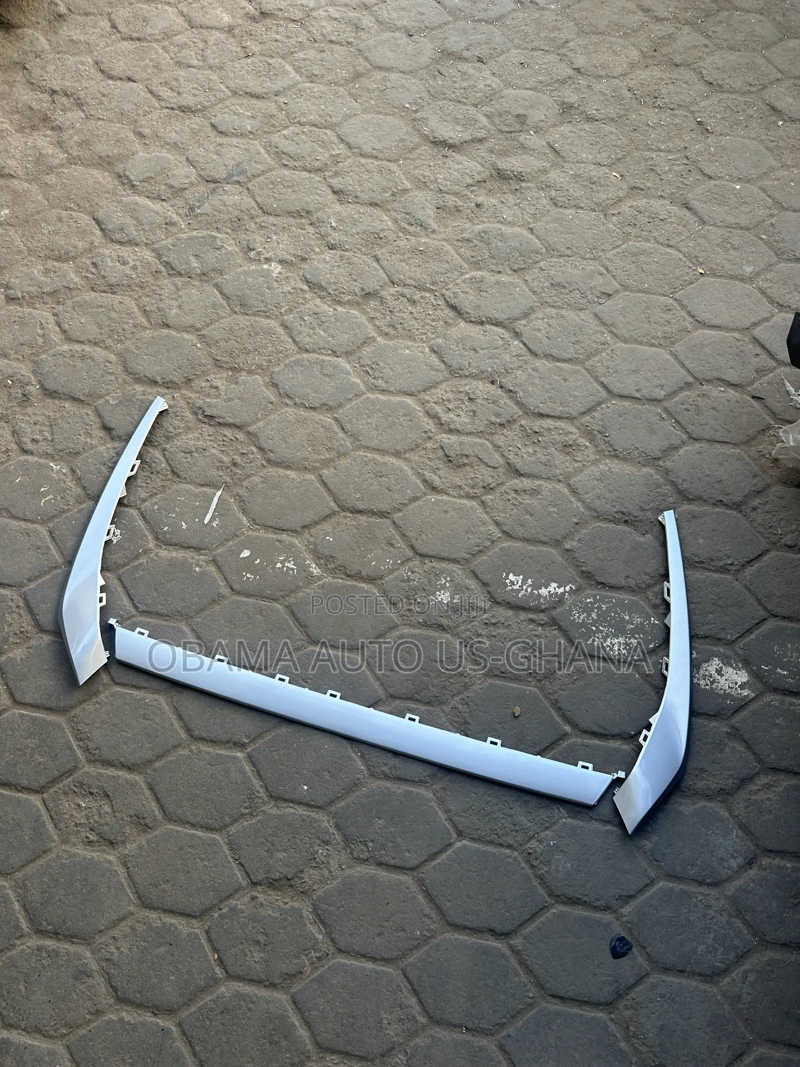 Toyota Highlander Grand 2024 2025 Front Bumper Chrome Lower Trim Lip