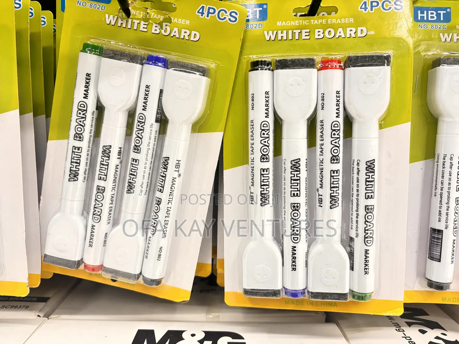 White Board Marker With Magnetic Brush