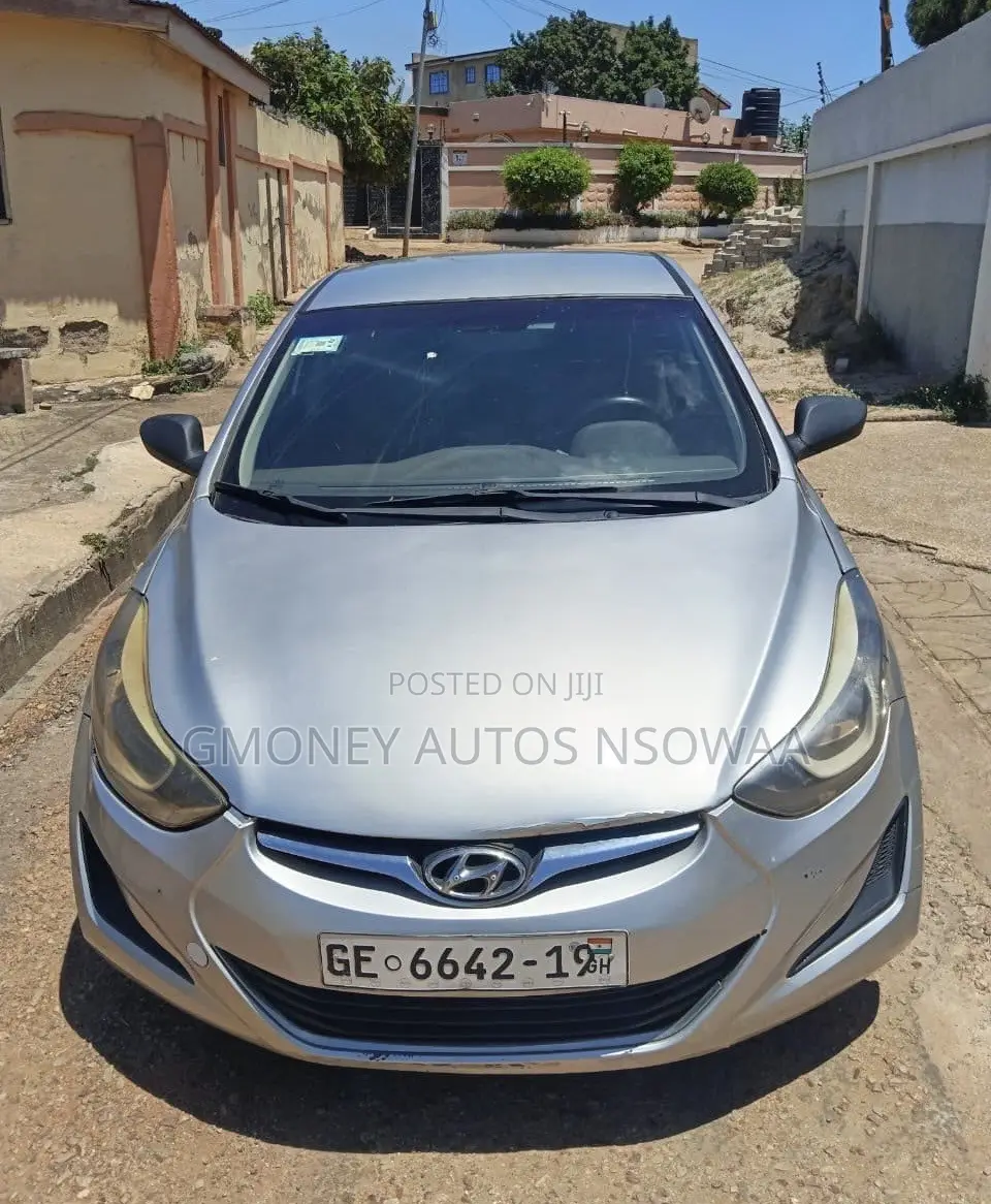 Hyundai Elantra Limited 4dr Sedan (1.8L 4cyl 6A) 2014 Silver