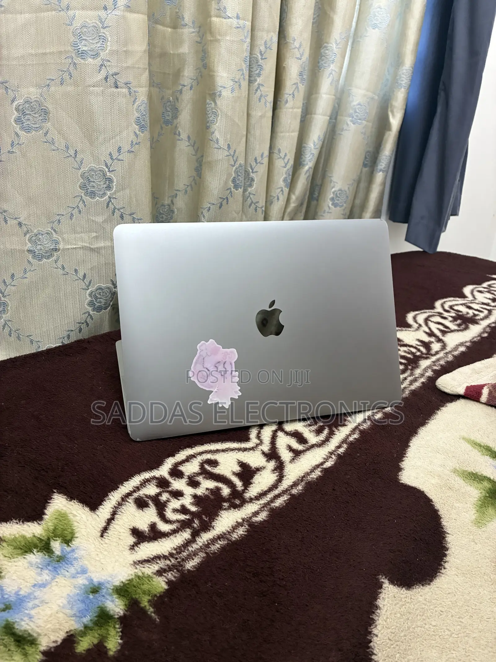 Laptop Apple MacBook Pro 2020 8GB Intel Core i5 SSD 256GB