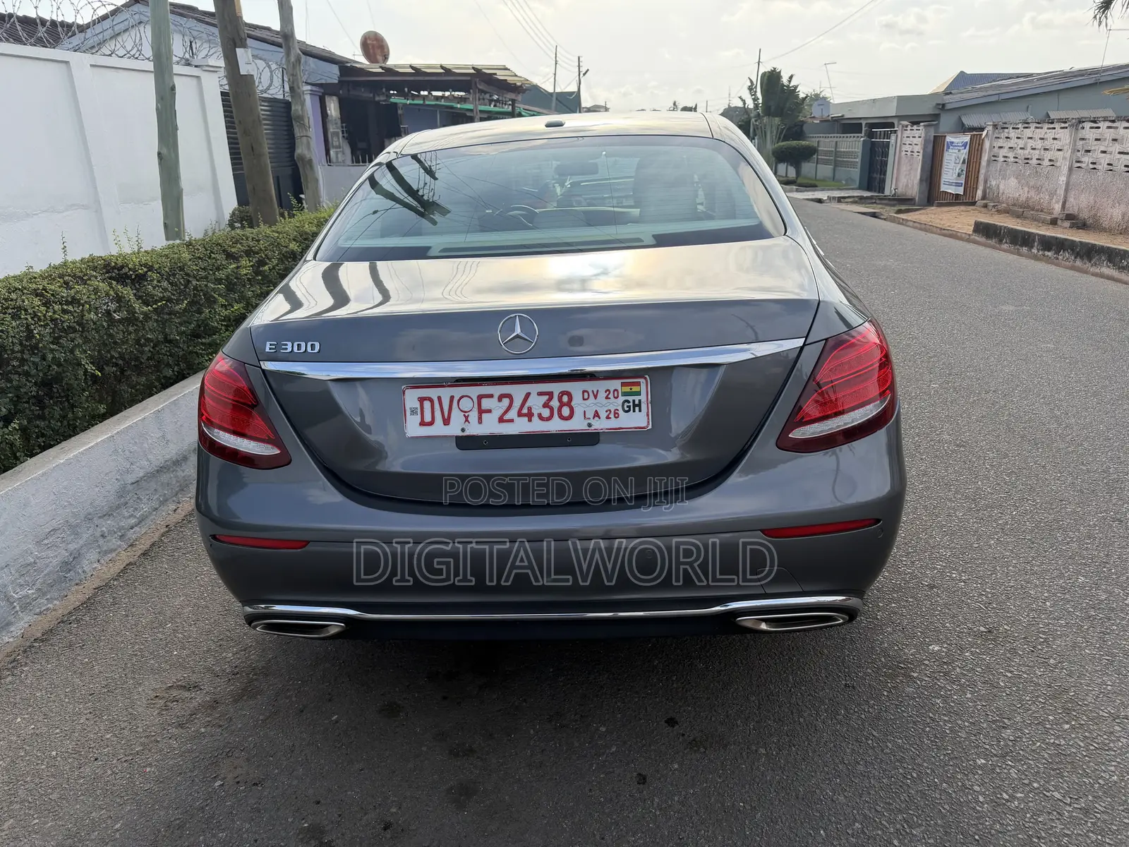 Mercedes-Benz E300 2018 Gray