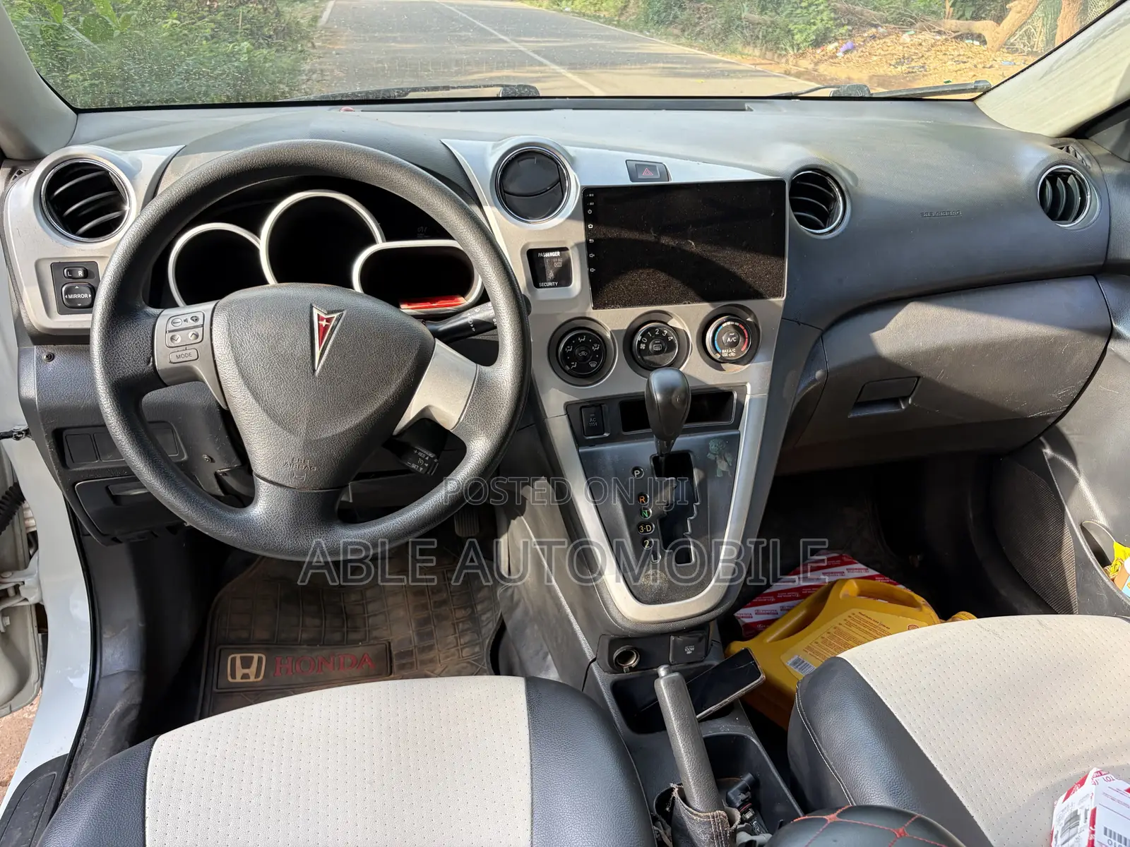 Pontiac Vibe 1.8L 2010 White