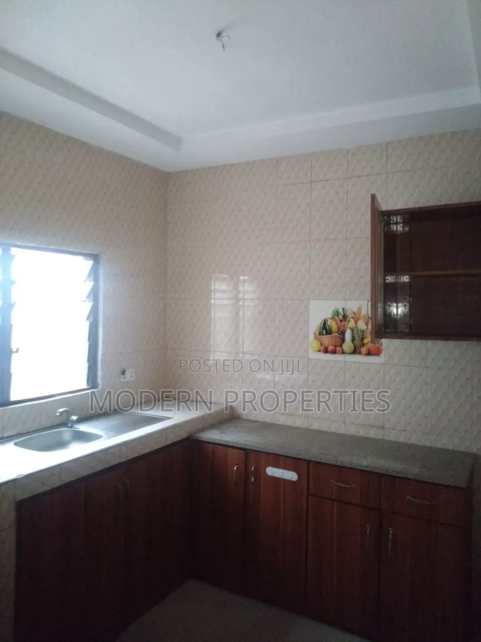 3bdrm House in Modern Properties, Teshie-Nungua Estates for rent